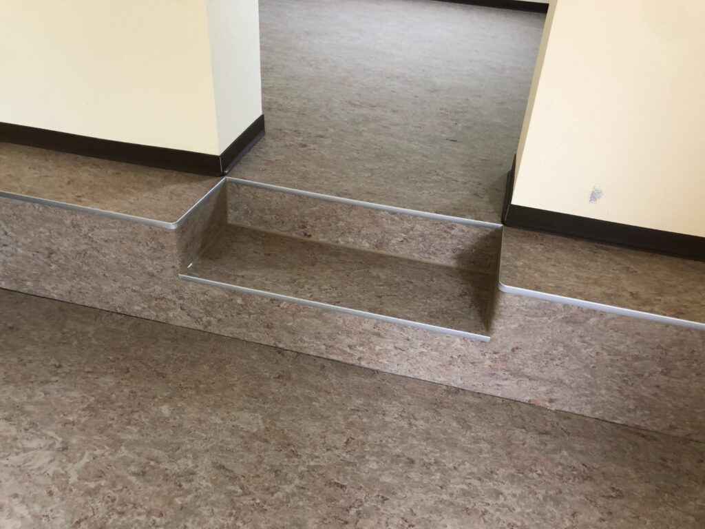 Linoleum_07 (Groß)